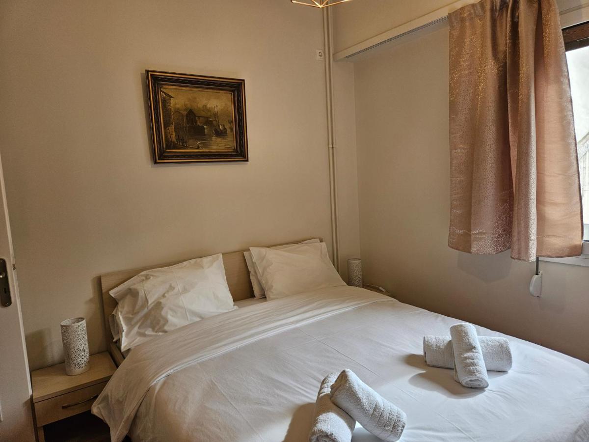 Apartament F23 *